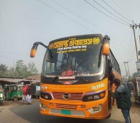 Simanta Express Bus